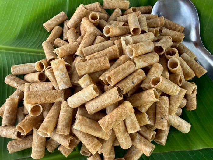 ทองม้วนมะพร้าวอ่อน